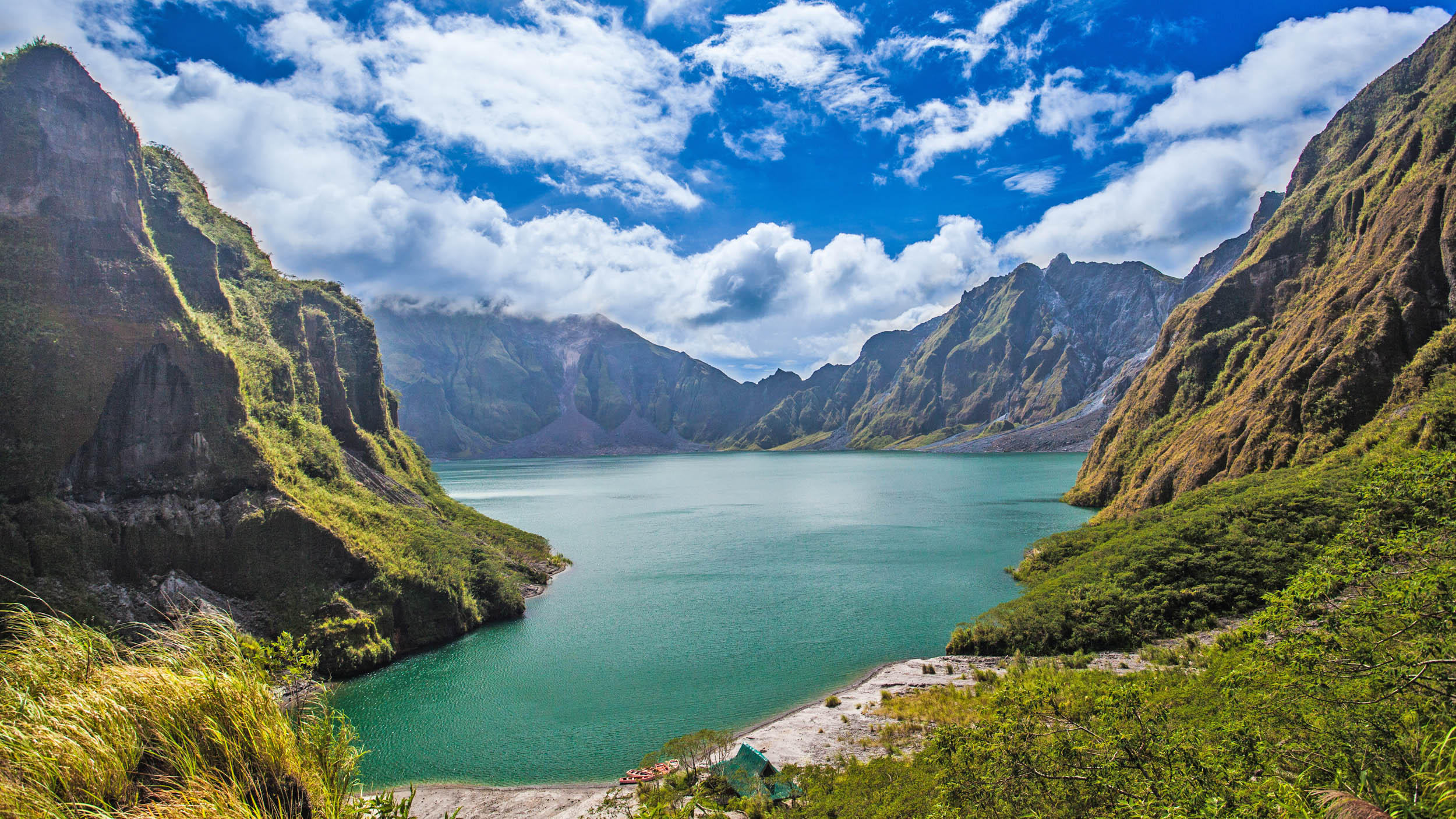 2016/08/mount-pinatubo-volcano_1big_stock.jpg