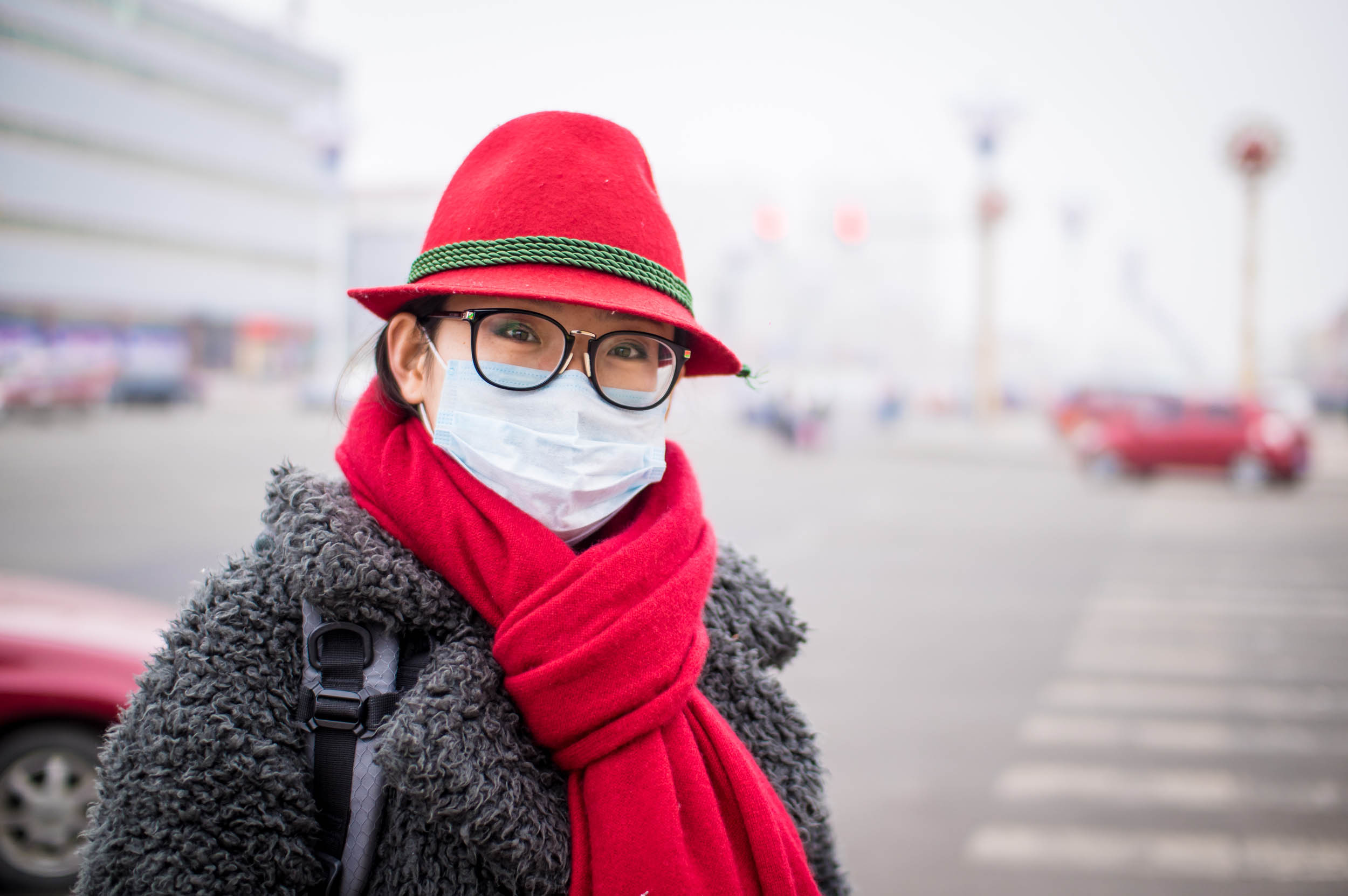2016/08/air-pollution-woman-mask_1big_stock.jpg