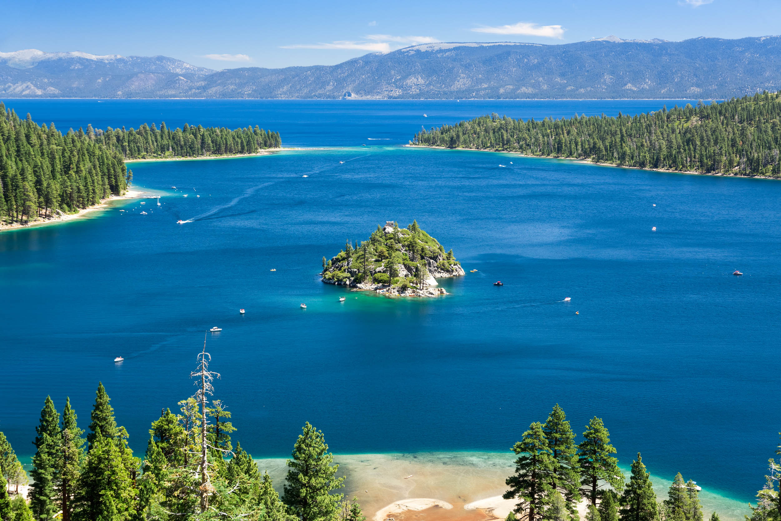 2016/08/lake-tahoe-emerald-bay_1big_stock.jpg