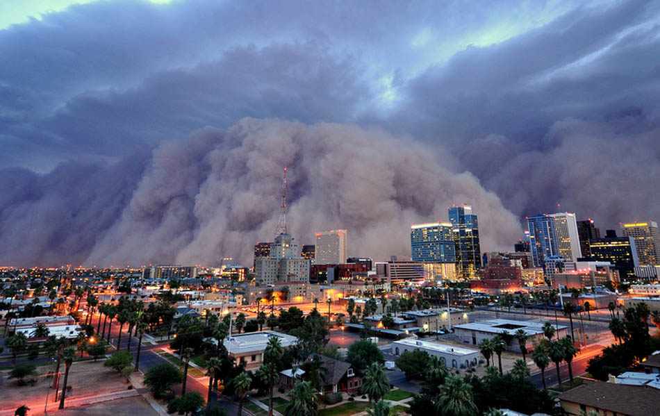 2016/08/phoenix-dust-storm_1big_AP.jpg