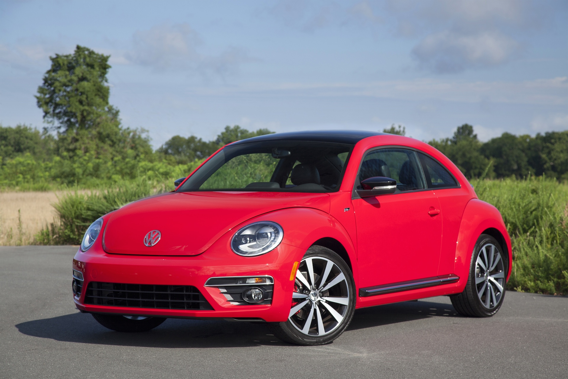 2016/08/volkswagen_beetle_1big.jpg