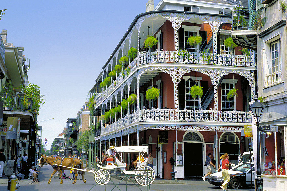 2016/08/new-orleans-french-quarter_1big_stock.jpg
