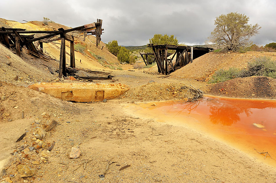 500,000 Abandoned Mines In US Are Like Ticking Time Bombs
