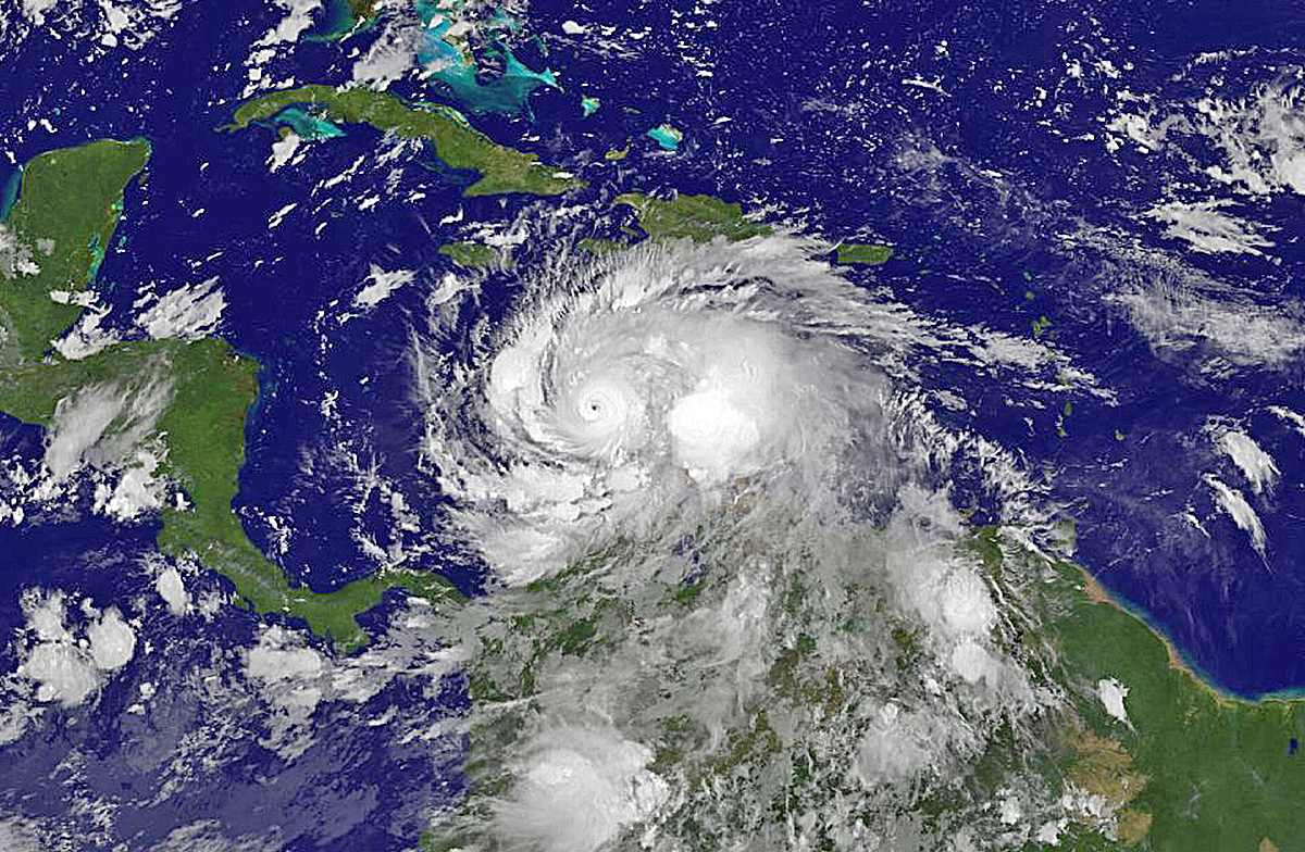 2016/10/hurricane-matthew-caribbean_1big_nasa.jpg