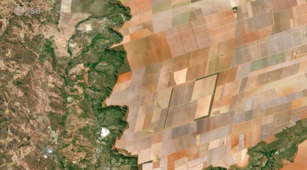 Earth from space: a look into central Brazil