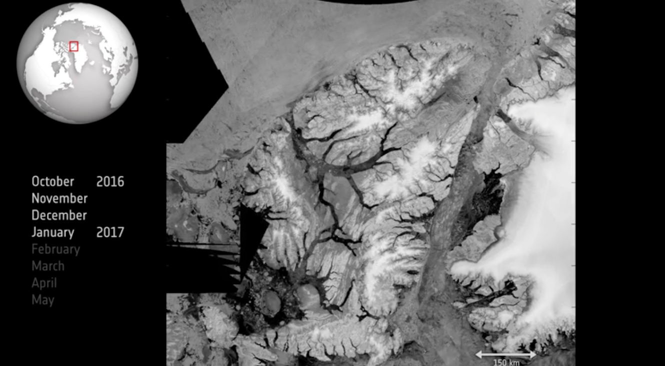 Arctic sea ice flushed into the Nares Strait