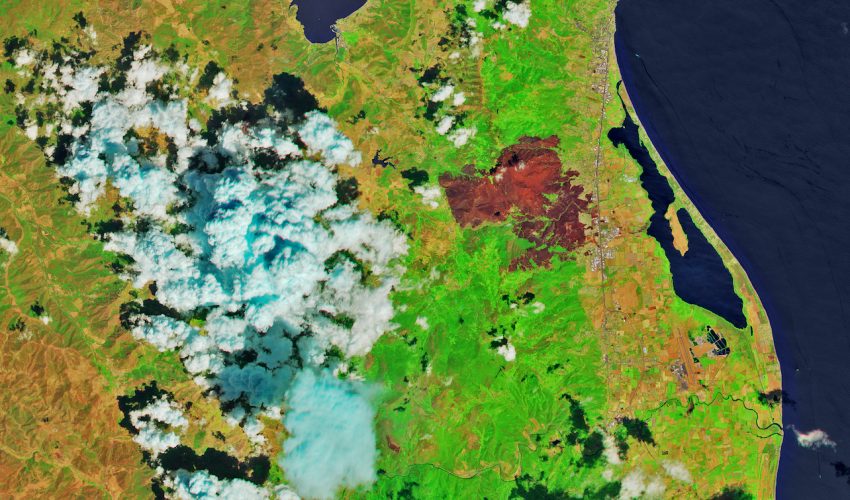 Wildfires burn in northern Corsica