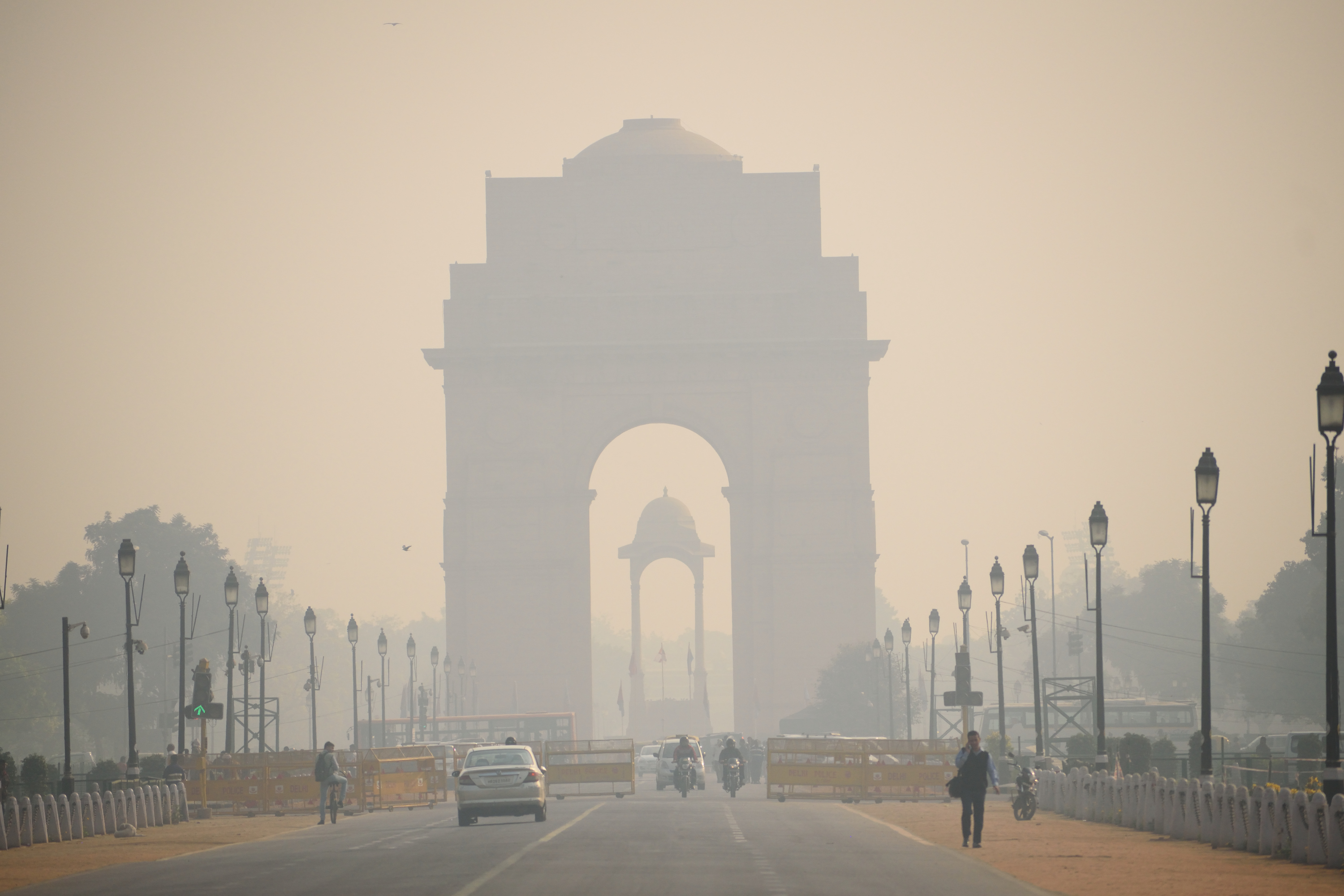 2018/01/Fog-delays-holiday-travel-in-New-Delhi.jpg