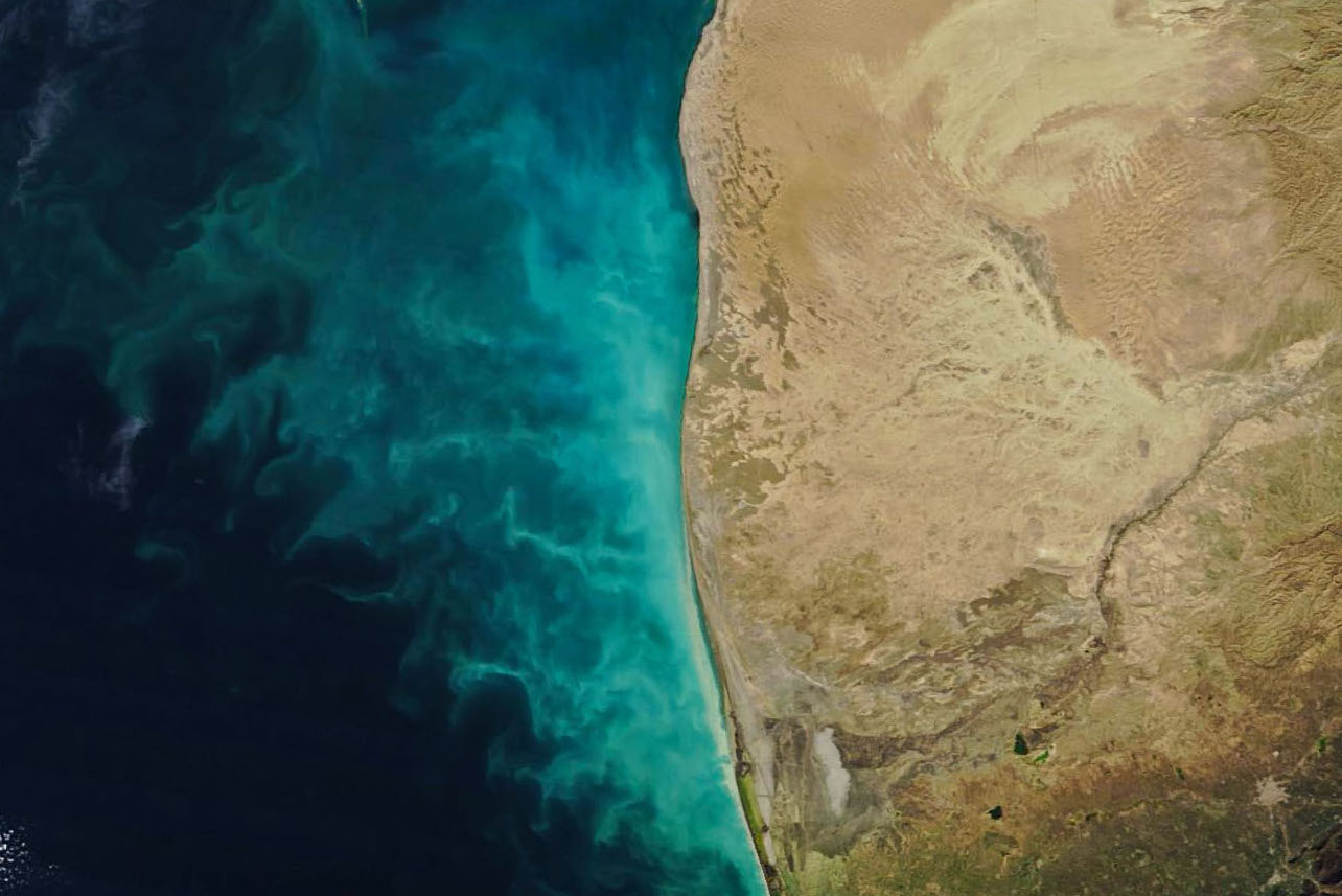 2018/02/Swirling-sediment-in-the-Caspian-Sea.jpg