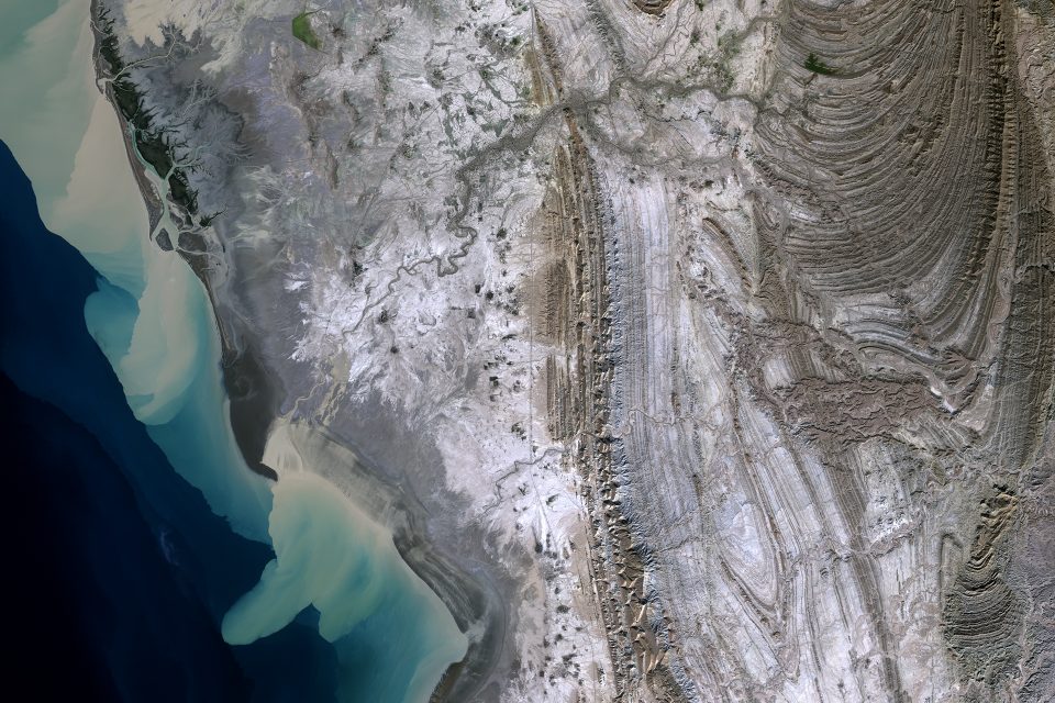 The Rud-e-Gaz and Rud-e-Hara rivers