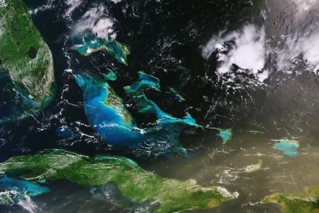 Dust_particles_over_Cuba.jpg