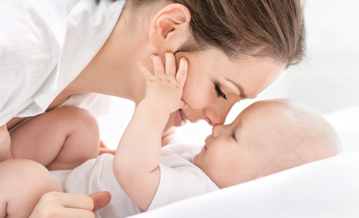 Are we shaped by social experiences in the earliest phase of life?