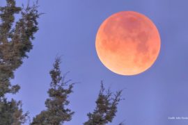 May brings a super blood moon eclipse