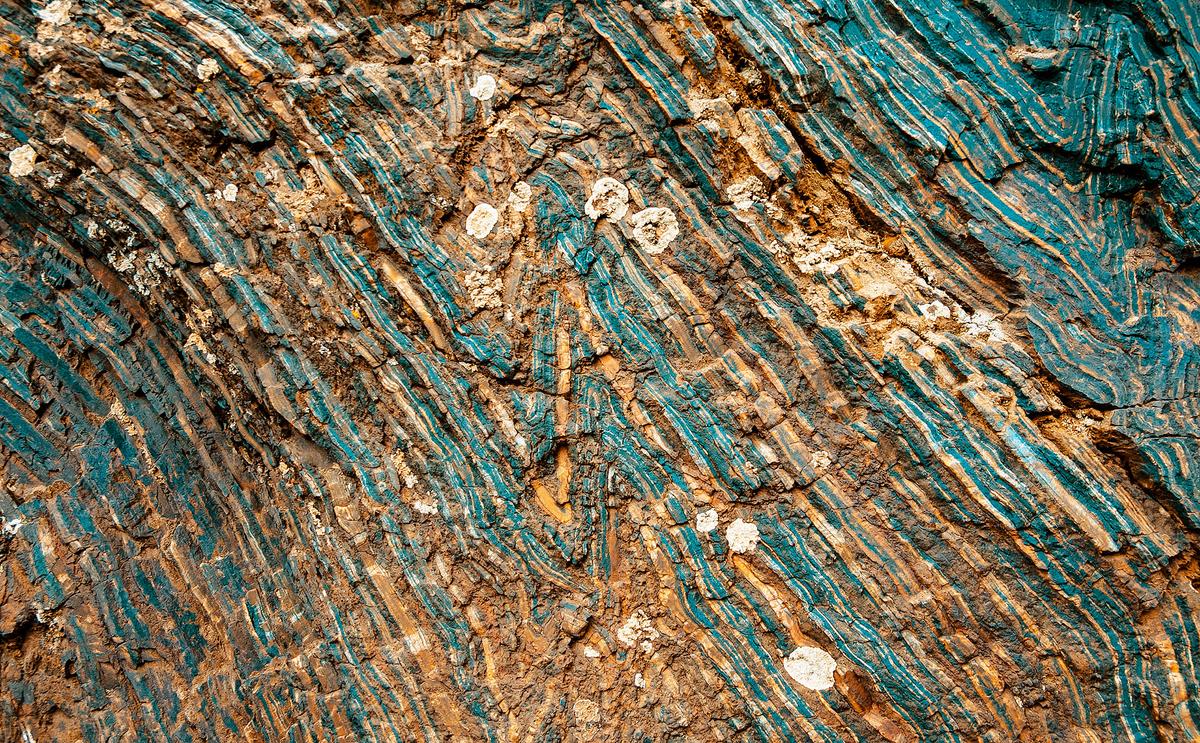 Iron,Ore,Texture,Closeup,-,Natural,Minerals,In,The,Mine.