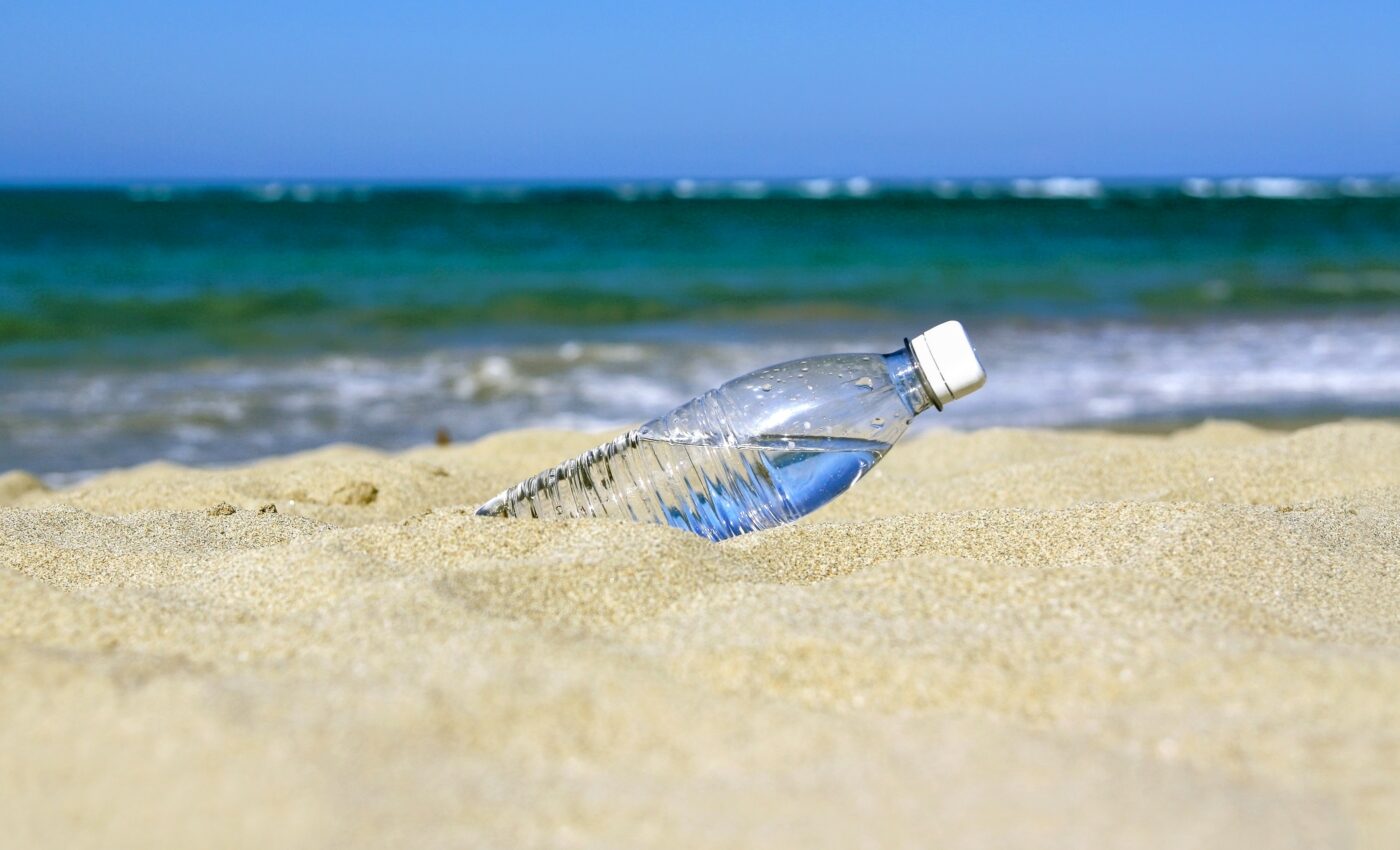 Remote sensing can be used to find plastic debris on the beach