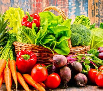 Composition,With,Assorted,Raw,Organic,Vegetables.,Detox,Diet