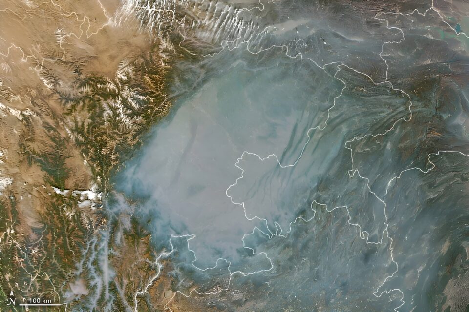 Sichuan Basin filled with haze