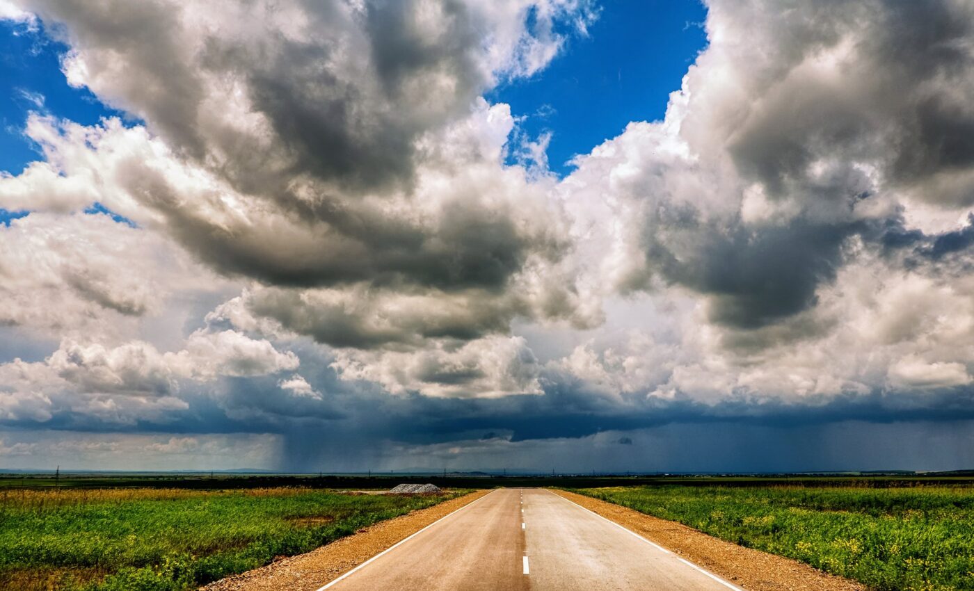 Cloud engineering can temporarily cool our planet