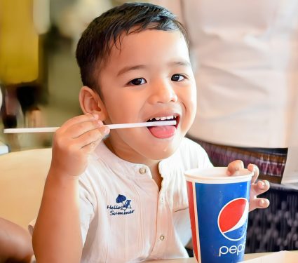2024/08/Children-sugary-drinks.jpg