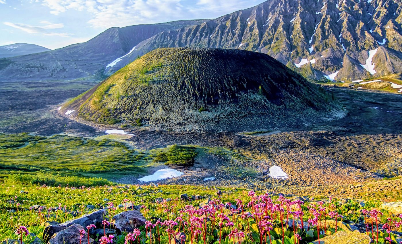 Extinct volcanoes may hold rare earth metals to power our future