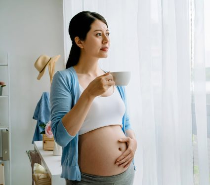 2024/10/Coffee-pregnancy.jpg