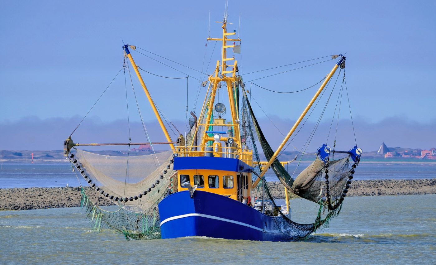 Unseen impacts of fishing: Trawling fuels climate change