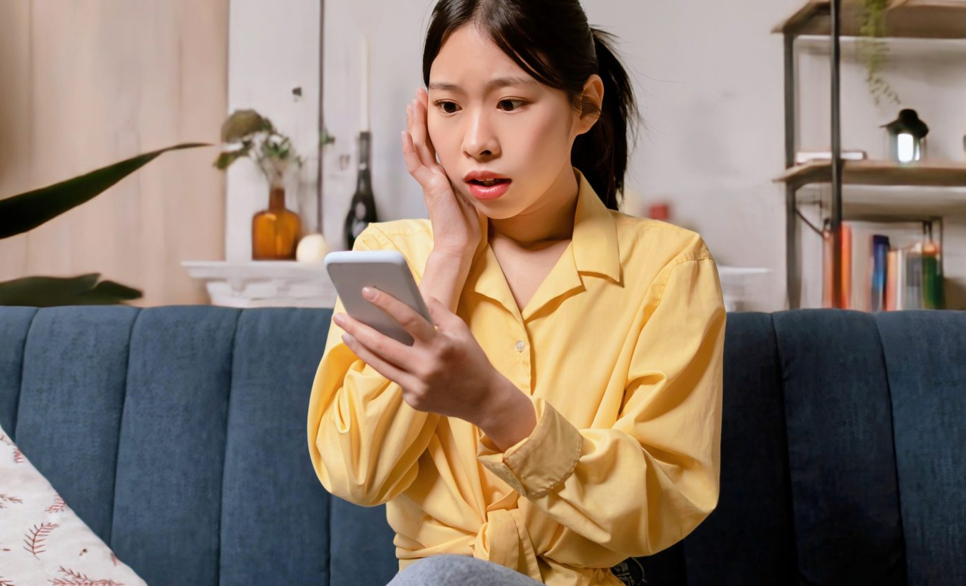 'Doomscrolling' is silently ruining our mental health