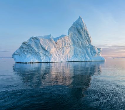 2024/11/Ice-Antarctica.jpg