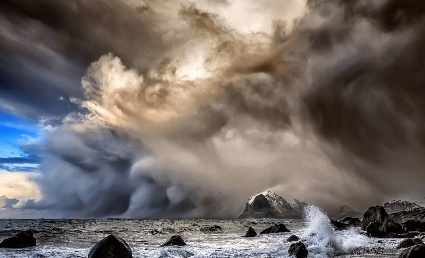 Lightning near the North Pole signals major climate shifts