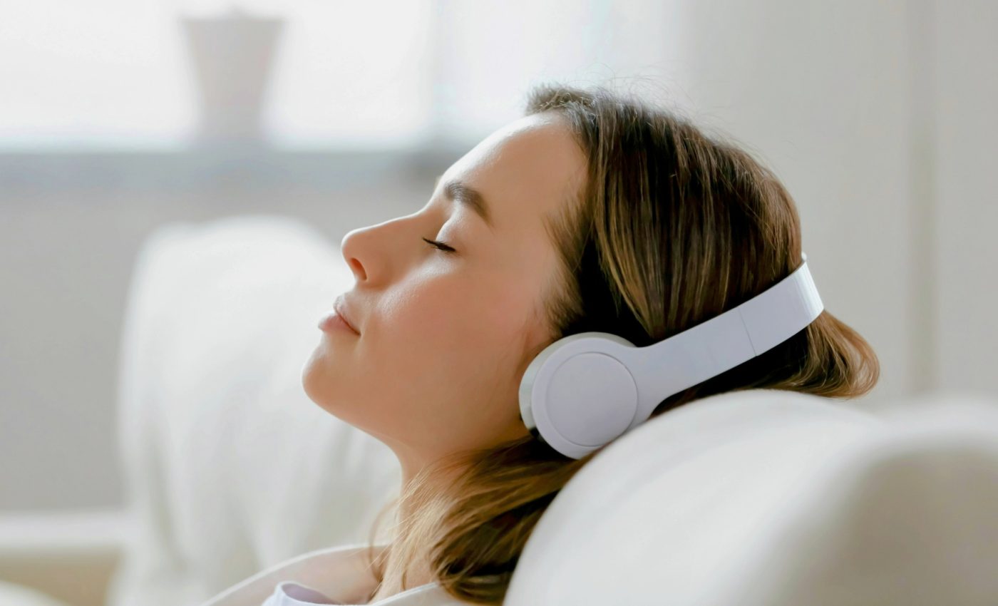 Our brain doesn't just hear music - it becomes the rhythm