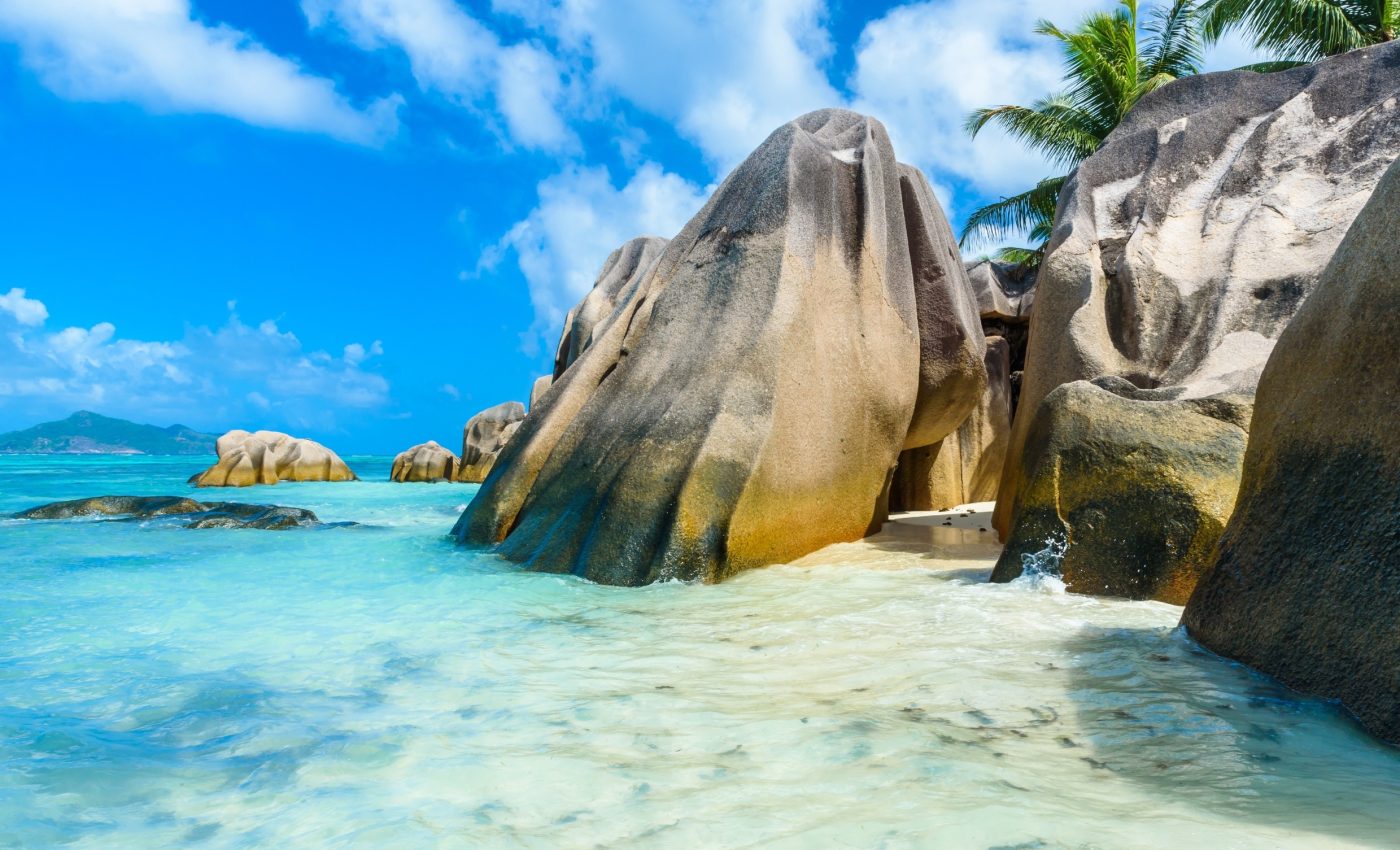 Fossil corals reveal that sea-level rise occurs in rapid bursts