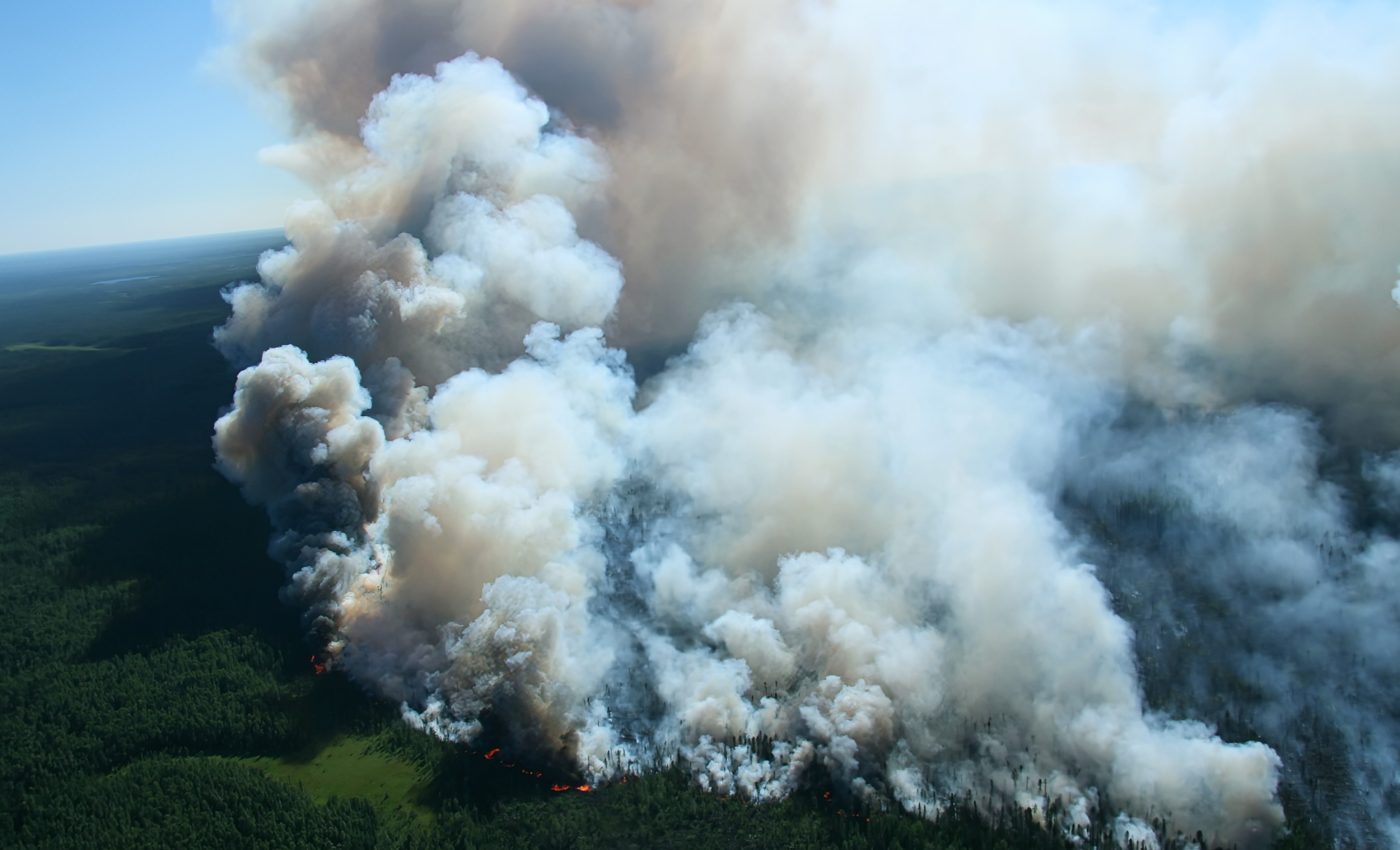 Wildfire smoke delivers a 'double hit' to air quality