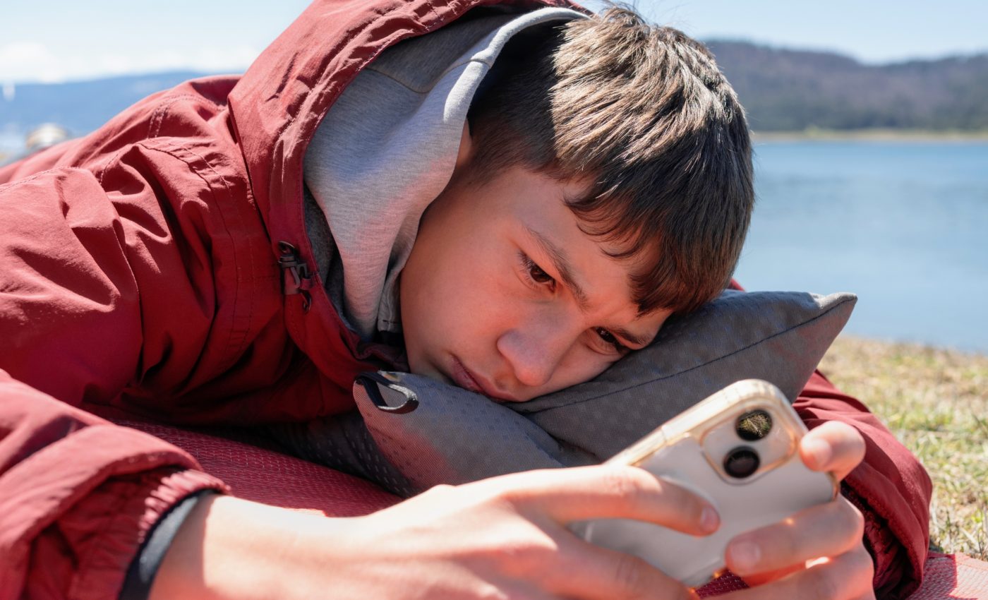 America’s cultural crisis: Reading less, scrolling more