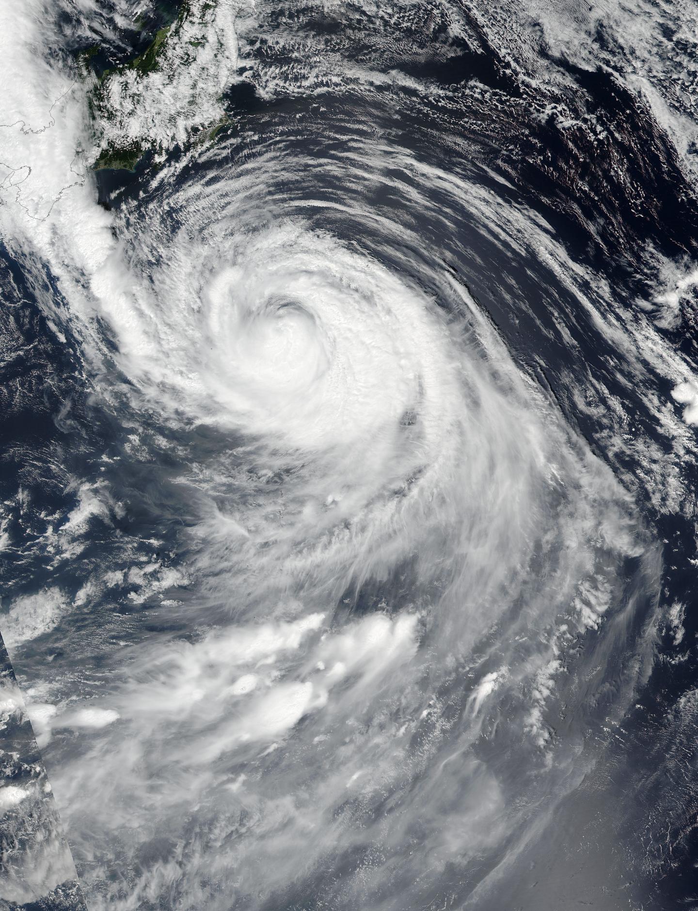 Typhoon Lionrock seen approaching Japan