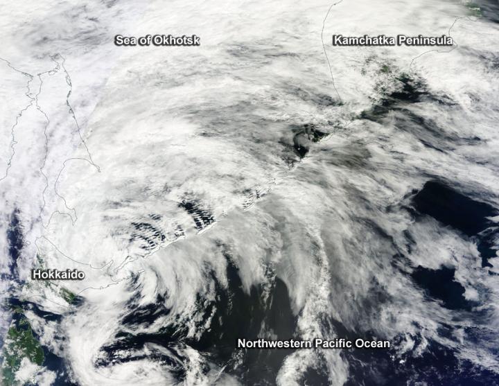 Extra-tropical cyclone Conson in Sea of Okhotsk