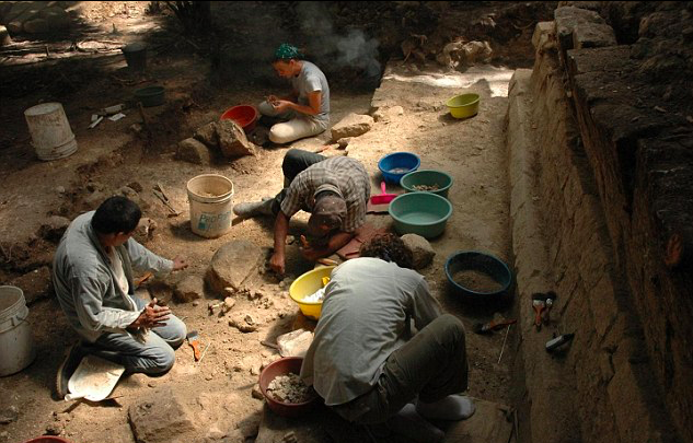 Mayan civilization collapsed twice for the same reasons, study shows