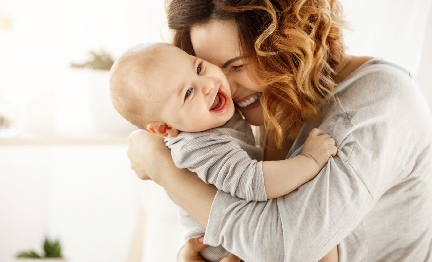 Small babies laugh the same way that nonhuman primates do