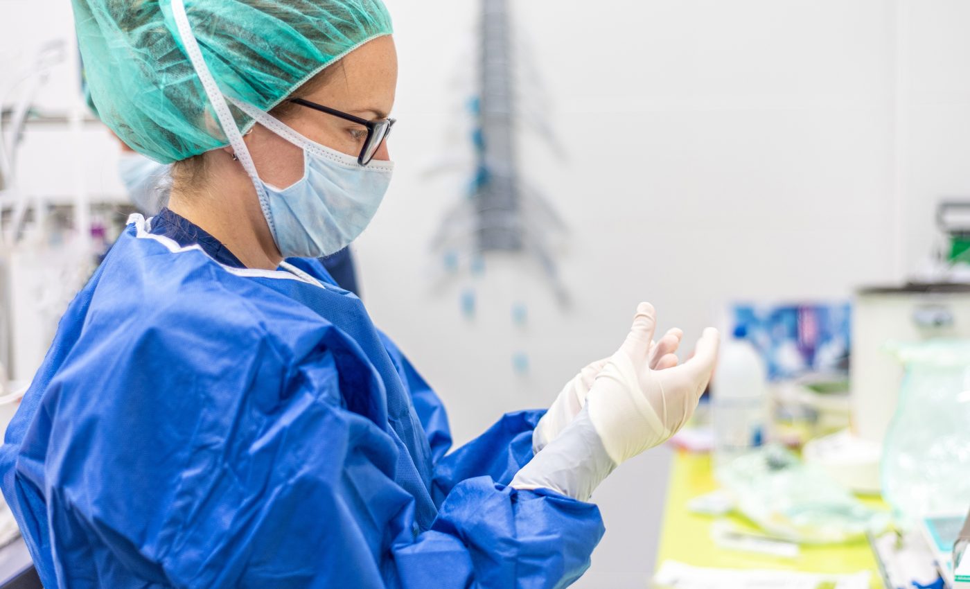 False-negative COVID-19 tests may lead to a "second wave of infection"