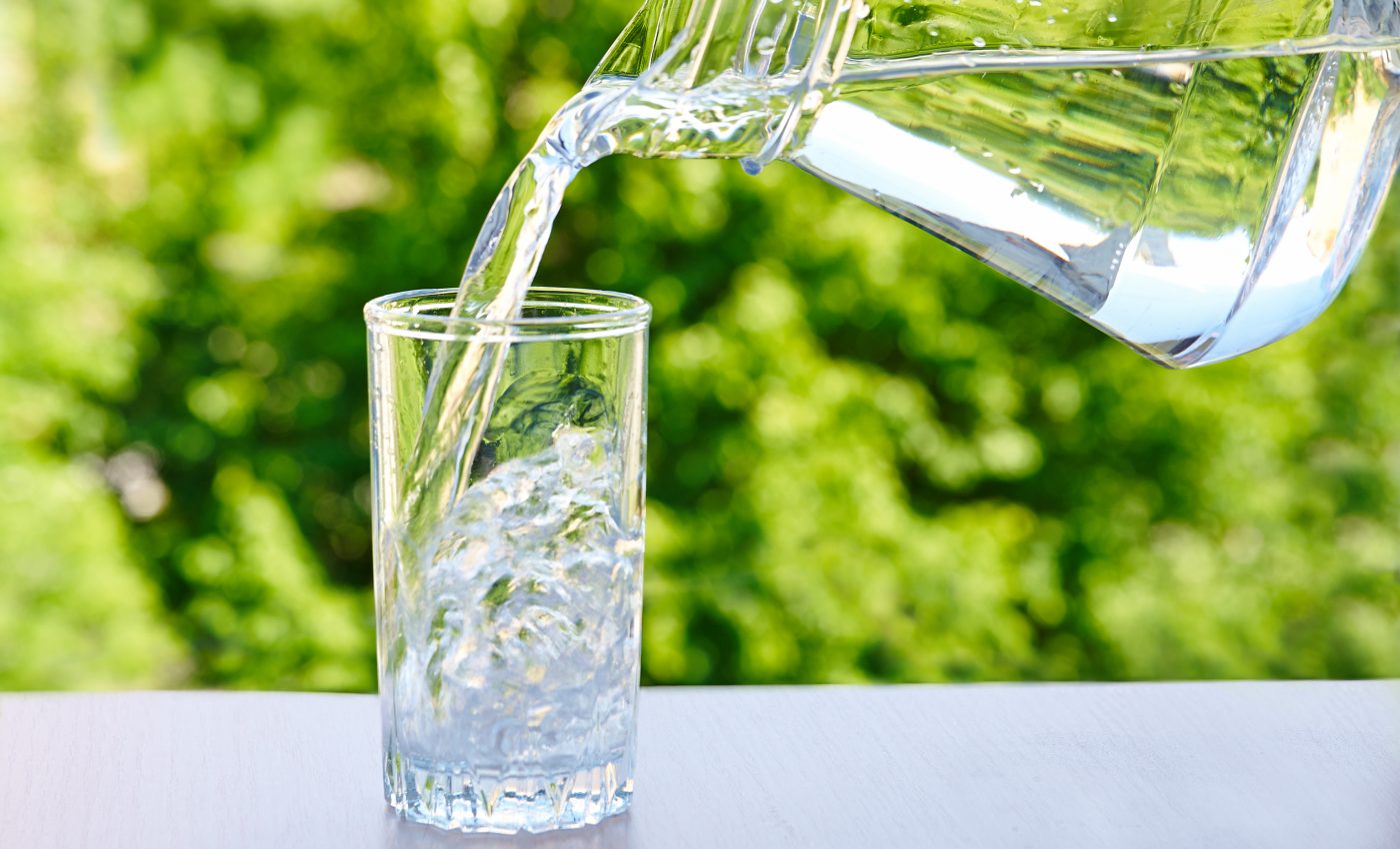 Water is a powerful weapon against obesity and diabetes