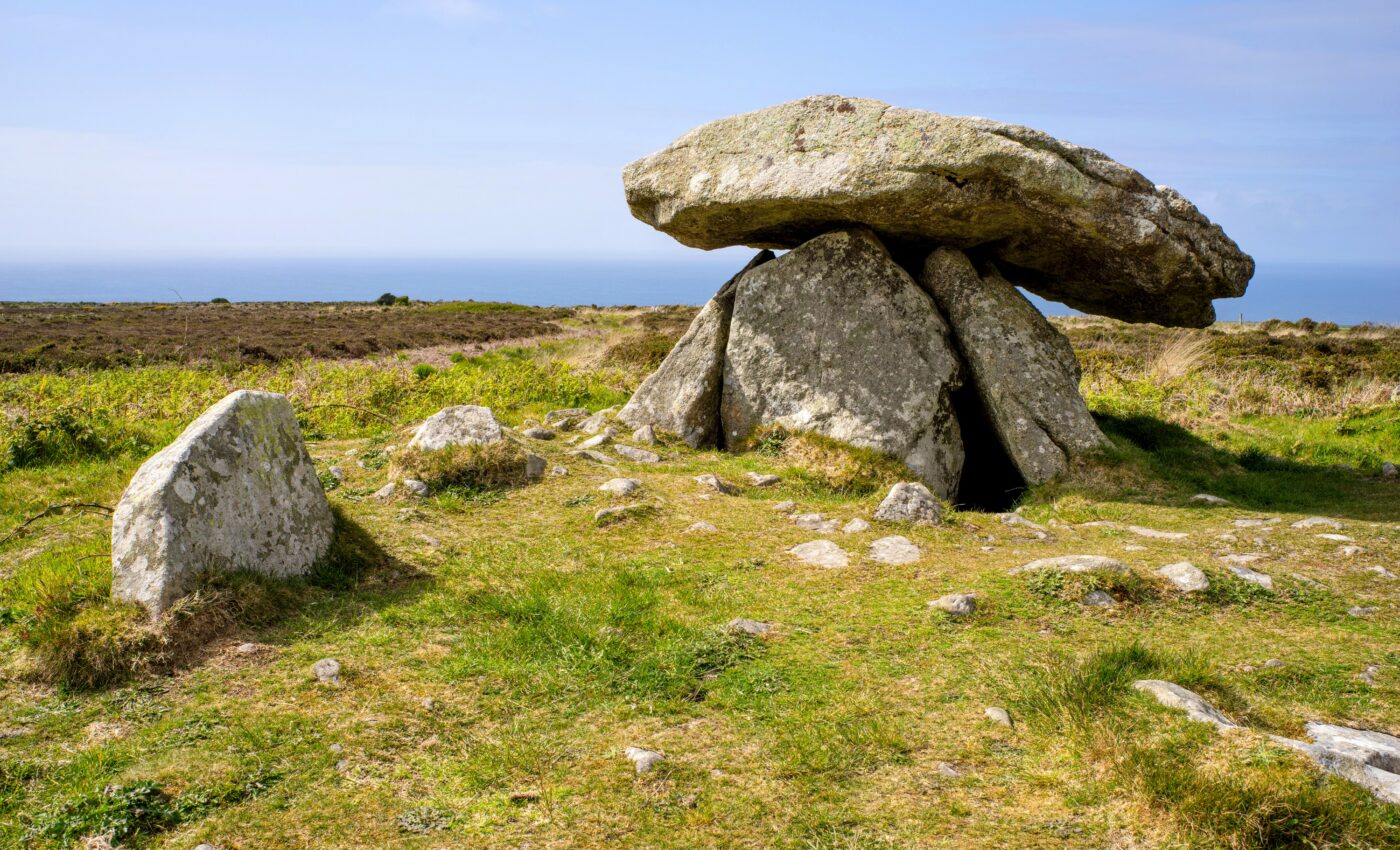 Neolithic tomb reveals ancient burial practices
