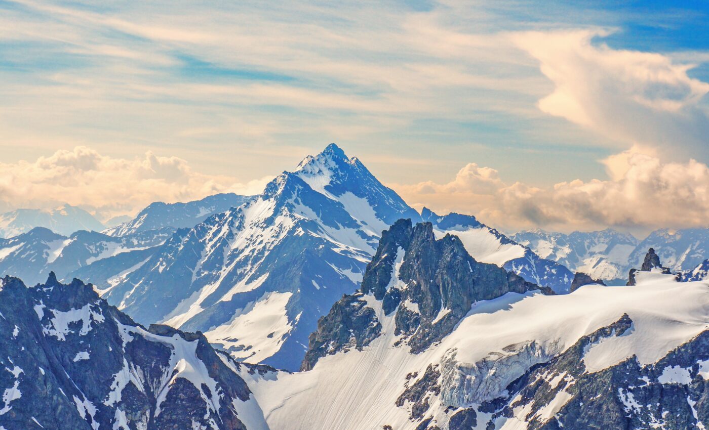 Supermountains were essential for the evolution of life on Earth