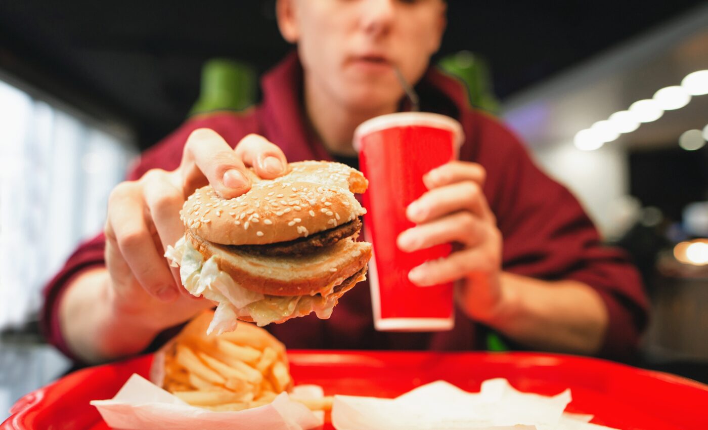 Poor diet quality in adolescence linked to lifelong health risks