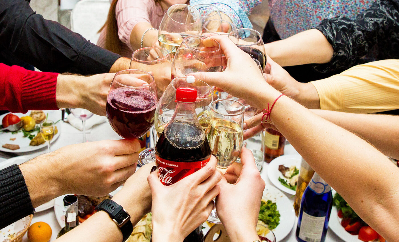 Holiday advice: Drinking cola won’t help if food sticks in your throat