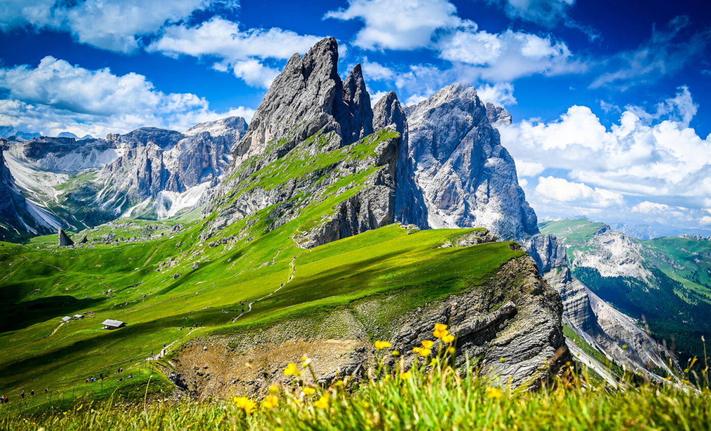 Mountains can be both carbon sinks and carbon sources