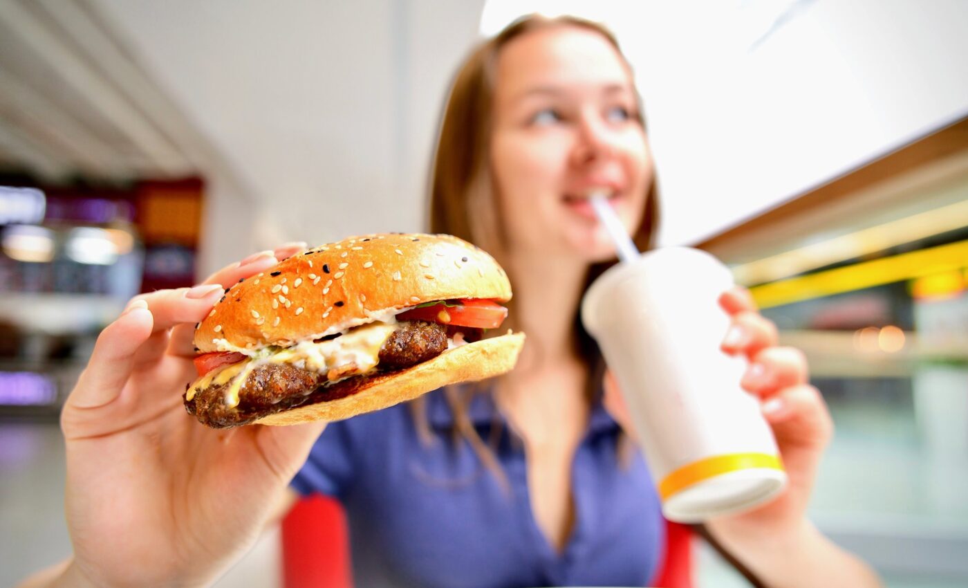 Junk food diet triggers lasting changes in the brain