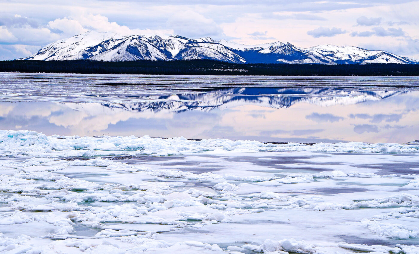 Yellowstone lake maintains ice cover despite warming climate