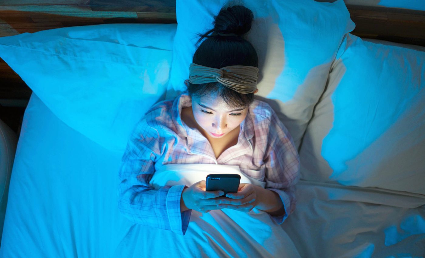 Phones don't ruin sleep, but they're not bedtime buddies either