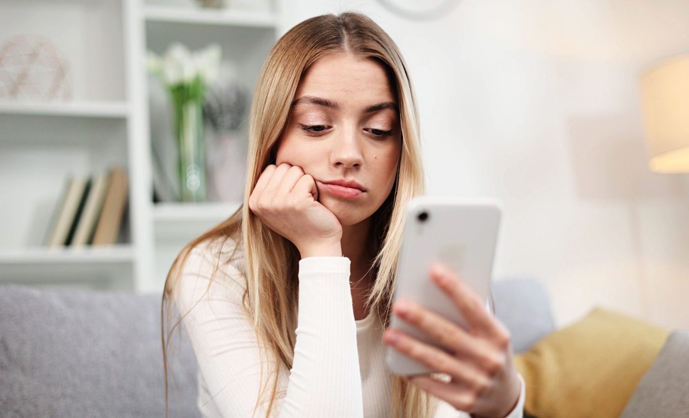 Scrolling online videos is not a good cure for boredom