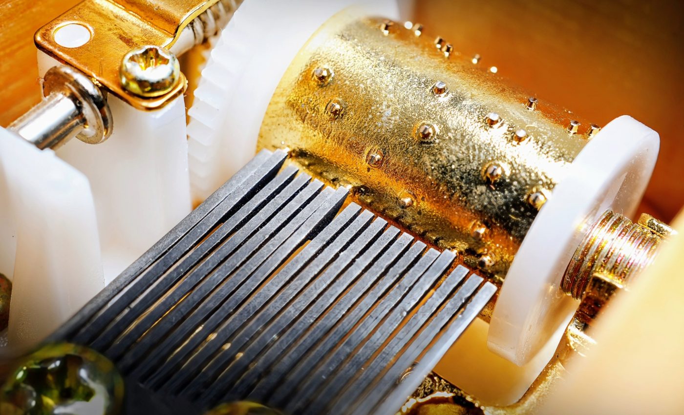 The brain 'plays' our behaviors like a music box