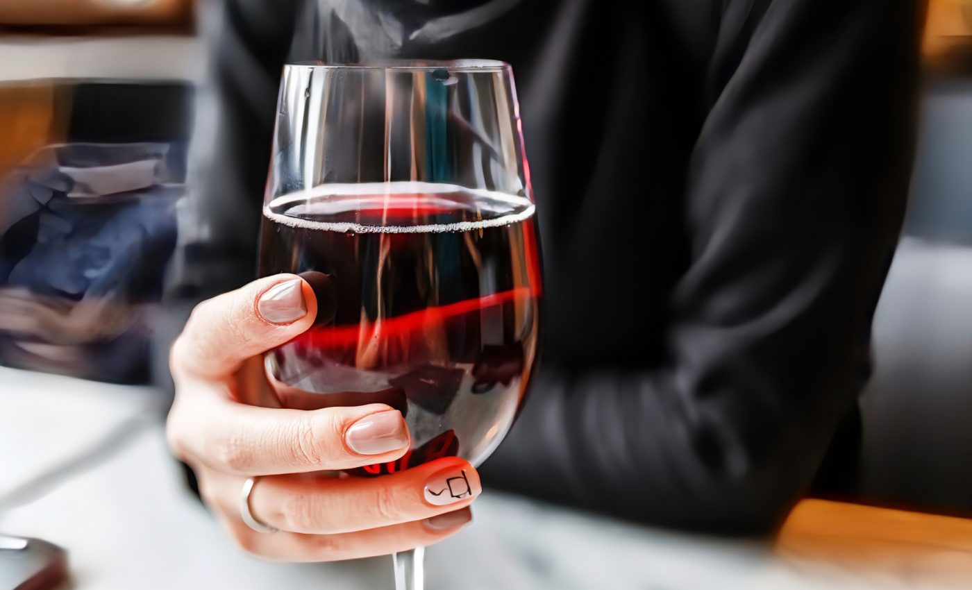 Spike in alcohol use during the pandemic continues today